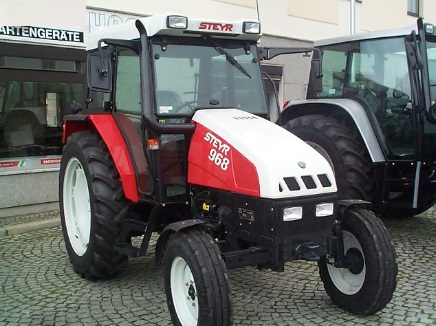 Steyr M968, M975 Tractors